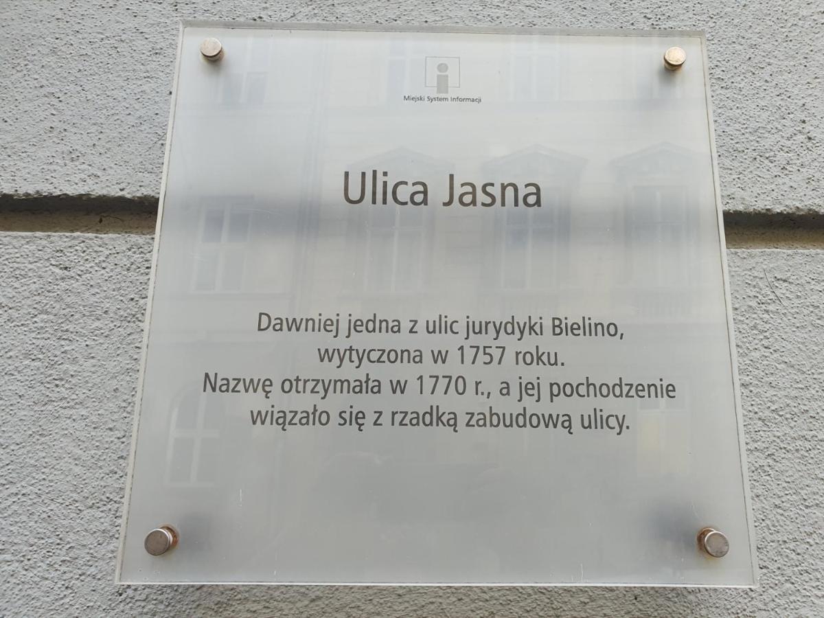 Jasna Hostelik Self Check-In Varsavia Esterno foto